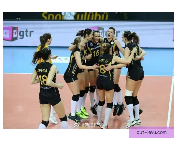 布雷力克逆转凯里FC精彩赛事全场回顾与关键亮点分析 布雷力克逆转凯里FC精彩赛事全场回顾与关键亮点分析